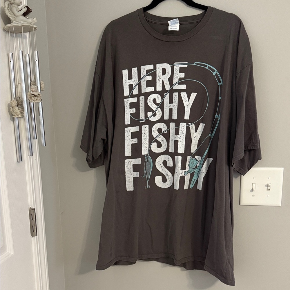 Gray 'Here Fishy Fishy Fishy' T-Shirt
